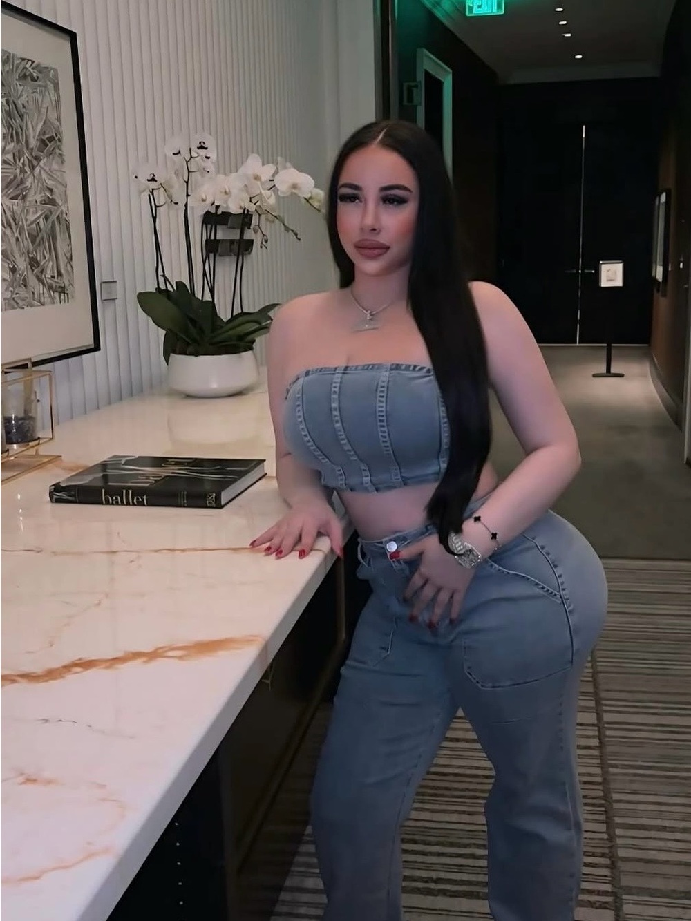 Women’s Light Blue Denim Tube Top & Jeans Set